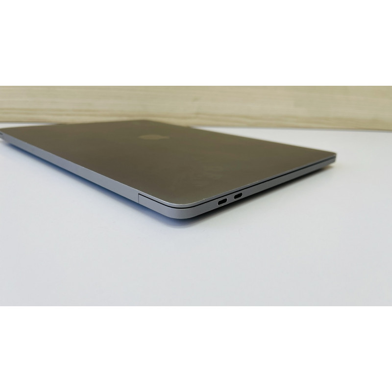 MacBook Pro 13 2020 Space  i5 1.4ghz 8/512